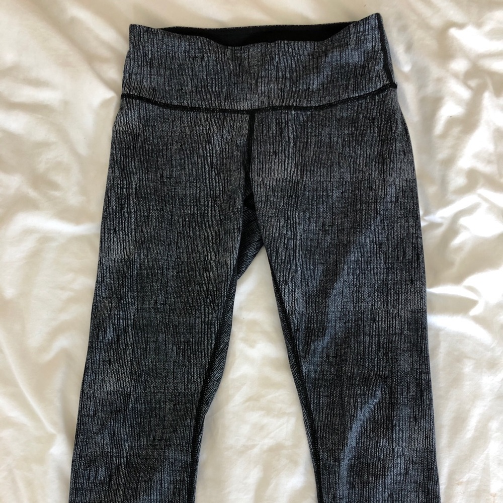 Lululemon wunder under crop